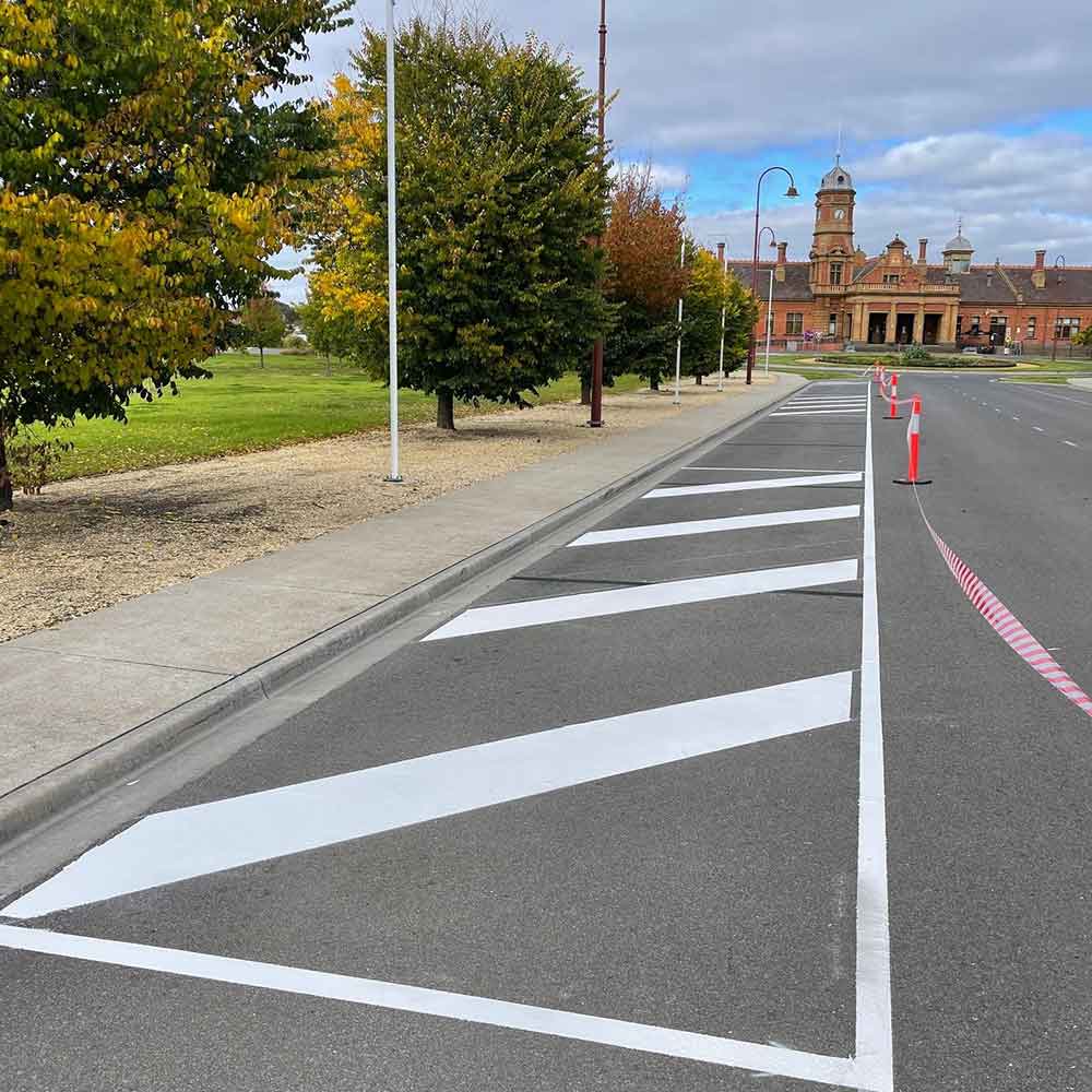 asphalt-linemarking
